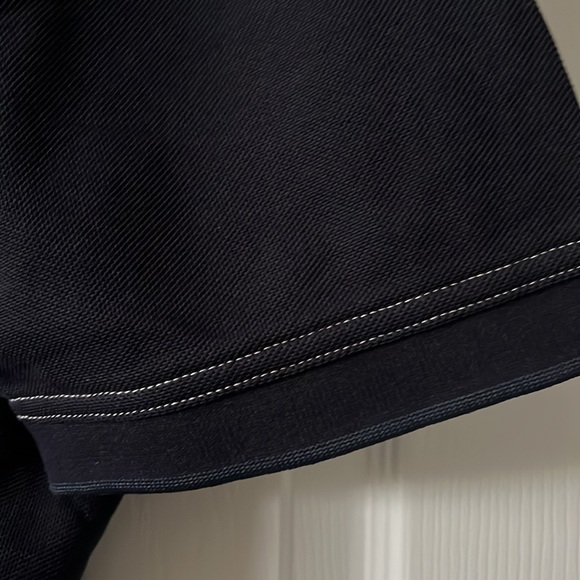 Brand new with tags , Tommy Bahama Polo size Large in Navy Blue - Picture 4 of 6